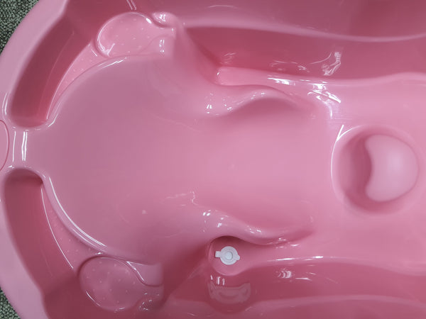 00272NNMX - PINK BABY BATH WITH LAY BACK SEAT & DRAIN PLUG (MADE TO ORDER)